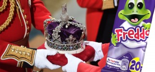 Queens Crown at State Opening of Parliament and a Freddo