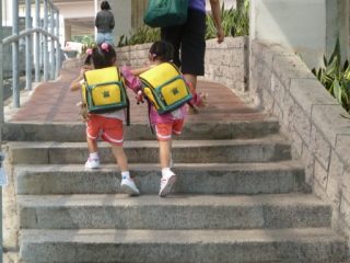 backpack-kids-back-to-school_t20_a8ARBP