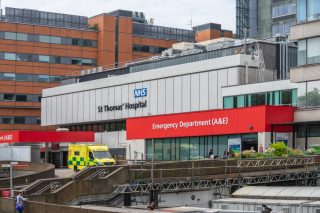 st-thomas-hospital-emergency-department-a-and-e-london-britain-may-29-2021_t20_bzwOvV